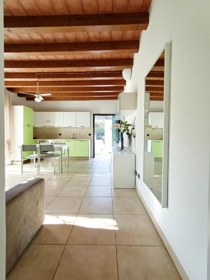 Residenza Casa Bianca Aparthotel Marina di Massa Buitenkant foto