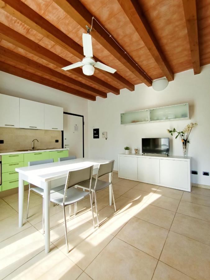 Residenza Casa Bianca Aparthotel Marina di Massa Buitenkant foto