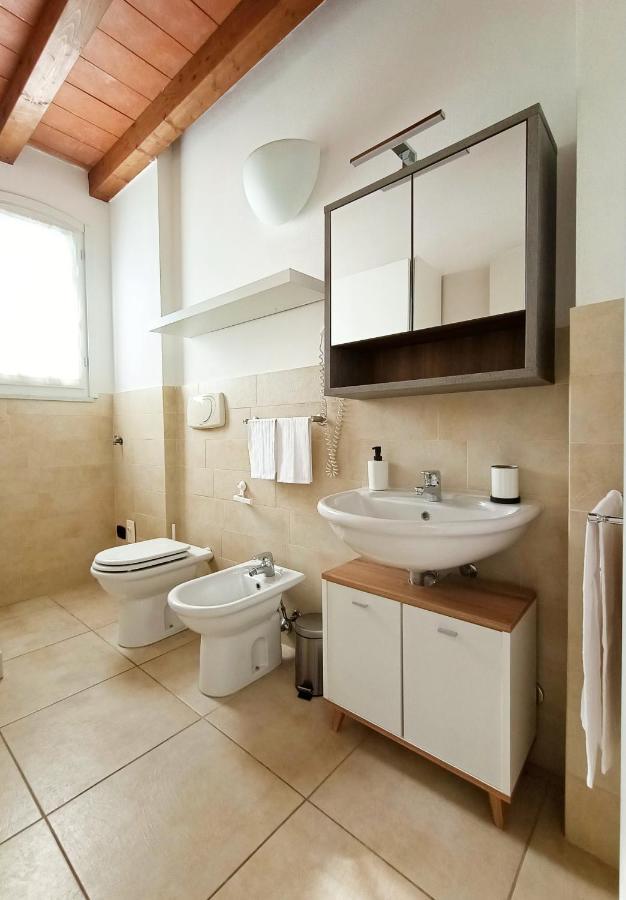 Residenza Casa Bianca Aparthotel Marina di Massa Buitenkant foto