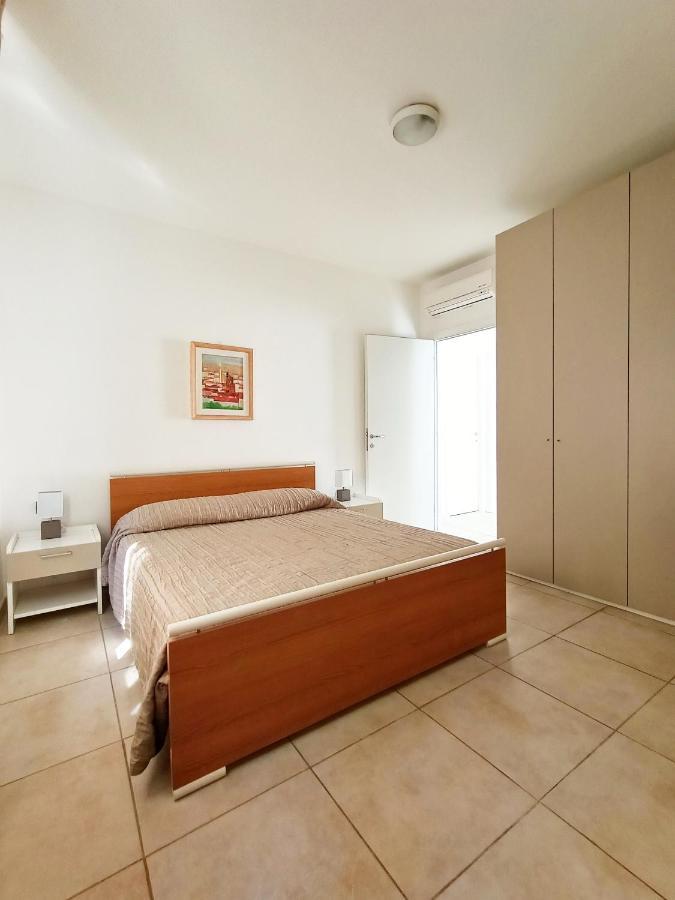 Residenza Casa Bianca Aparthotel Marina di Massa Buitenkant foto