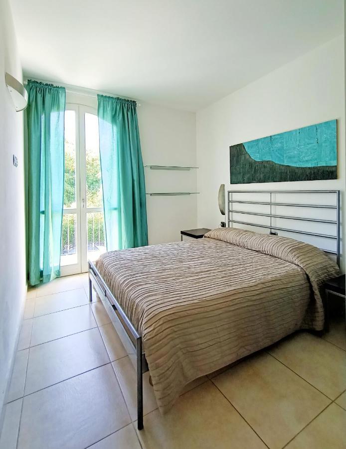 Residenza Casa Bianca Aparthotel Marina di Massa Buitenkant foto