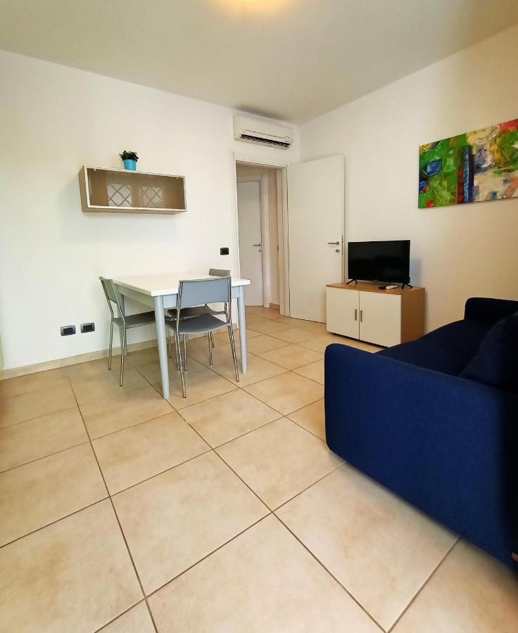Residenza Casa Bianca Aparthotel Marina di Massa Buitenkant foto